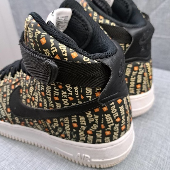 %NIKE Air Force 1 High \'07 LV8 \